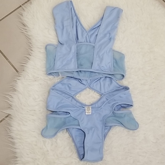 💕MINIMALE ANIMALE💕 Stephanie Deux One Piece Swimsuit - Picture 7 of 8